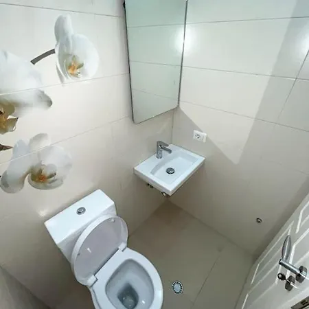 Stylish City-center Appartamento *